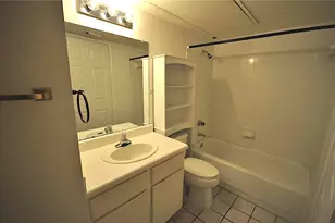 501 W 26th St, Austin, TX 78705 - Photo 8