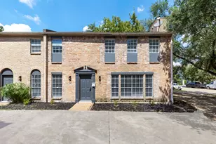 2226 Nantucket Dr, Houston, TX 77057 - Photo 2
