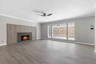 2226 Nantucket Dr, Houston, TX 77057 - Photo 2