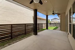 1709 Lawrence St, Austin, TX 78741 - Photo 34