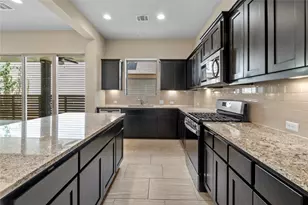 1709 Lawrence St, Austin, TX 78741 - Photo 16