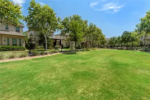 1709 Lawrence St, Austin, TX 78741 - Photo 6