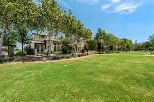 1709 Lawrence St, Austin, TX 78741 - Photo 4