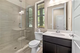 1709 Lawrence St, Austin, TX 78741 - Photo 20