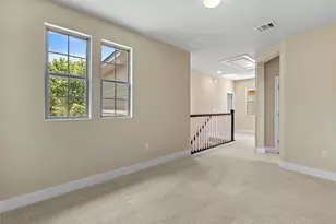 1709 Lawrence St, Austin, TX 78741 - Photo 24