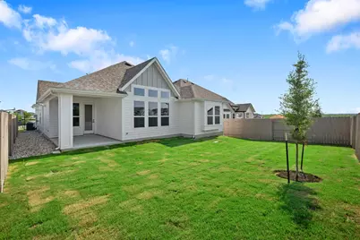 9505 Golden Lion Drive, Austin, TX 78744 - Photo 18