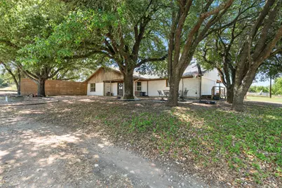 1421 Fm 1660, Hutto, TX 78634 - Photo 4