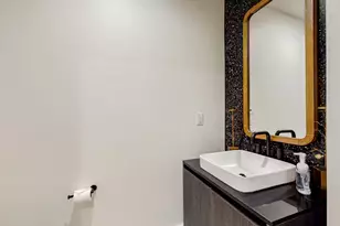 48 East Ave, Austin, TX 78701 - Photo 14