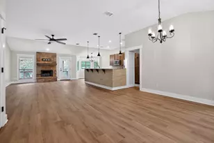 4 Redwood Cir, Wimberley, TX 78676 - Photo 14