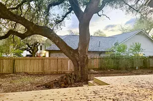 8301 Mendota Cove, Austin, TX 78717 - Photo 36