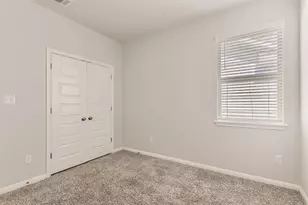 2521 Pecan Island Dr, Leander, TX 78641 - Photo 10