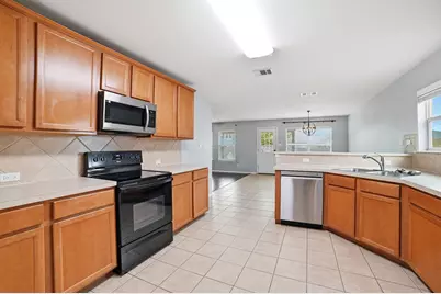 316 Housefinch Loop, Leander, TX 78641 - Photo 2