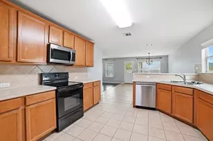316 Housefinch Loop, Leander, TX 78641 - Photo 2