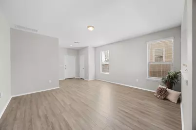 6312 Wagon Spring Street, Del Valle, TX 78617 - Photo 6