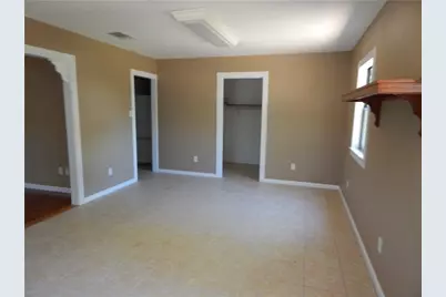 330 E Cedar Street, Bertram, TX 78605 - Photo 4