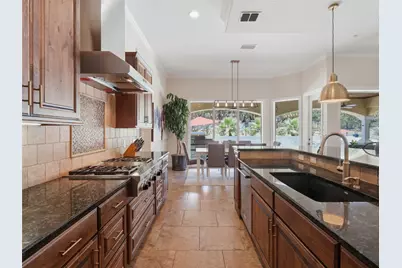 324 Valley Landing, New Braunfels, TX 78132 - Photo 6