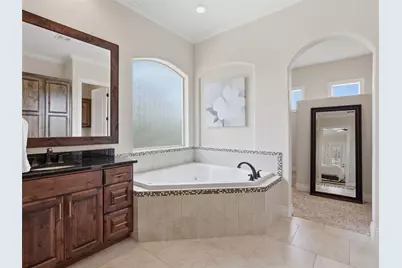 324 Valley Landing, New Braunfels, TX 78132 - Photo 12
