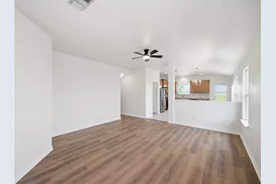 209 Hoya Lane, San Marcos, TX 78666 - Photo 4