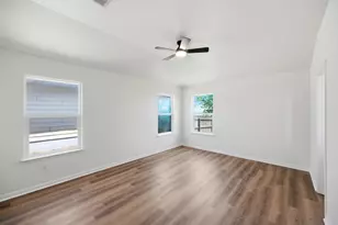 209 Hoya Ln, San Marcos, TX 78666 - Photo 8