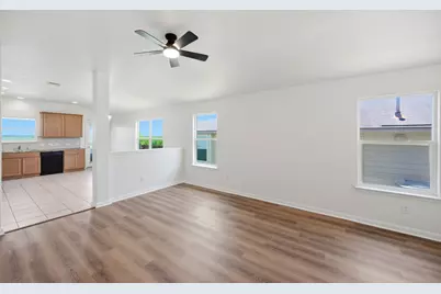 209 Hoya Lane, San Marcos, TX 78666 - Photo 4