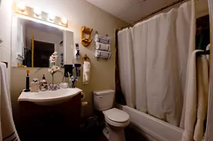 911 Brazos St, Lockhart, TX 78644 - Photo 14