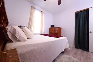 911 Brazos St, Lockhart, TX 78644 - Photo 16