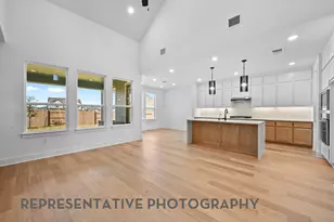 8905 Turaco Trl, Austin, TX 78744 - Photo 8