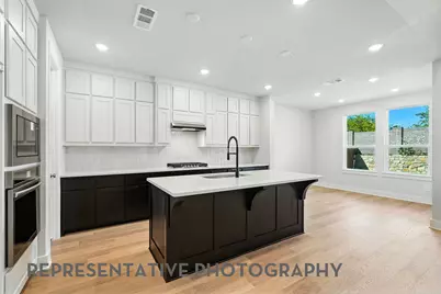 8905 Turaco Trail, Austin, TX 78744 - Photo 6