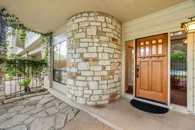 6820 Cypress Point N #28, Austin, TX 78746 - Photo 8