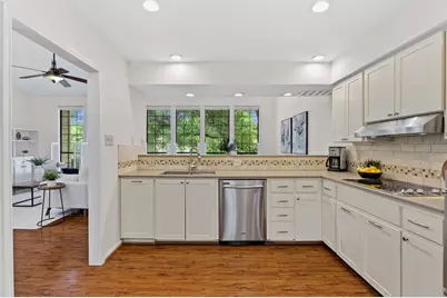 6820 Cypress Point N #28, Austin, TX 78746 - Photo 18
