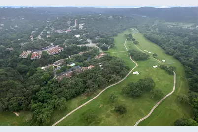 6820 Cypress Point N #28, Austin, TX 78746 - Photo 40