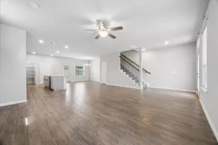 8800 Whitter Dr, Austin, TX 78747 - Photo 6