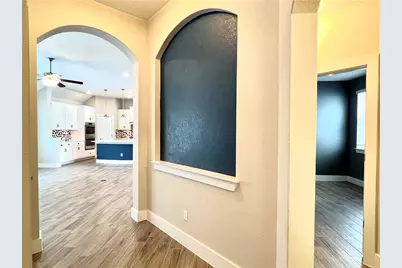 197 Santa Maria Street, Georgetown, TX 78628 - Photo 4