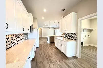 197 Santa Maria Street, Georgetown, TX 78628 - Photo 10