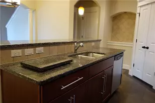 8318 Bowling Green Dr, Austin, TX 78757 - Photo 6