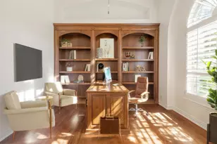 101 Lakeway Hills Cove, Lakeway, TX 78734 - Photo 14