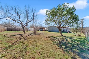 1107 Seneca Dr, Burnet, TX 78611 - Photo 30