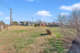 1107 Seneca Dr, Burnet, TX 78611 - Photo 32