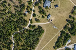 268 Privada Dr, Del Valle, TX 78617 - Photo 4