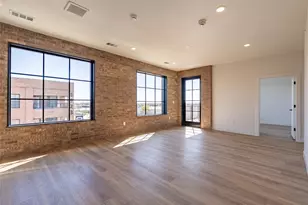 4315 S Congress Ave, Austin, TX 78745 - Photo 2