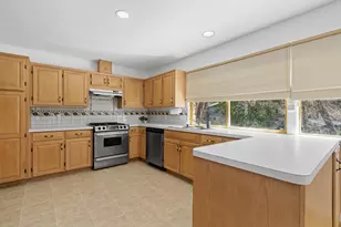 11601 Eubank Dr, Austin, TX 78758 - Photo 16