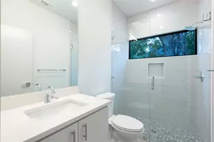 1116 Walton Ln, Austin, TX 78721 - Photo 8