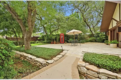 2106 Cypress Point E, Austin, TX 78746 - Photo 8