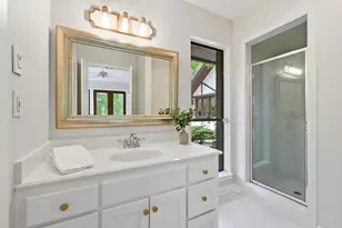 2106 Cypress Point E, Austin, TX 78746 - Photo 26