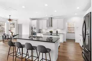 2429 Shire Ridge Dr, Austin, TX 78732 - Photo 2