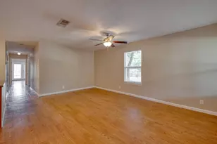 2700 Catalina Dr, Austin, TX 78741 - Photo 6