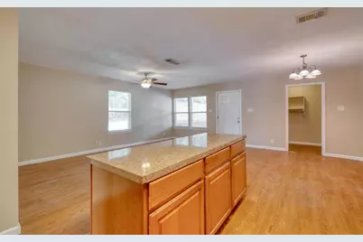 2700 Catalina Drive, Austin, TX 78741 - Photo 10