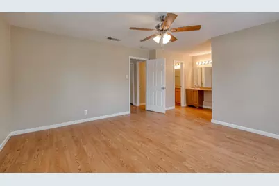 2700 Catalina Drive, Austin, TX 78741 - Photo 12