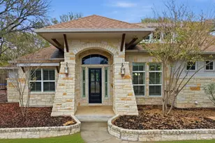 129 Valley View Dr, Bastrop, TX 78602 - Photo 2