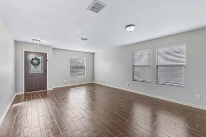 24707 Magnolia Falls, San Antonio, TX 78261 - Photo 4